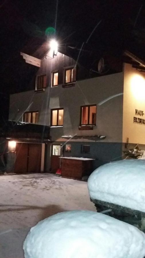 Haus-Erzberg Bed & Breakfast Vordernberg ภายนอก รูปภาพ
